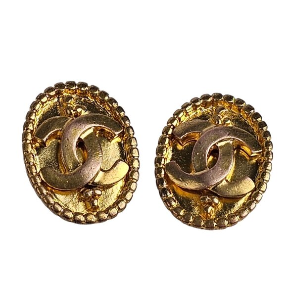 CHANEL Gold Plated Clip On CC Earrings Vintage Statement Logo Oval Authentic - Picture 2 of 7